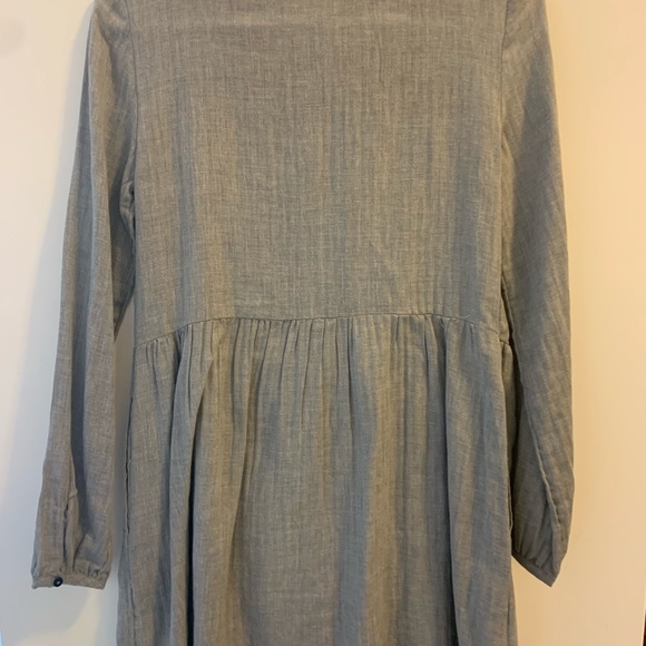 Stylish and confortable dress looks amazinf with boots! - Picture 2 of 4